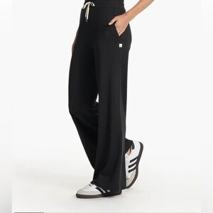 Vuori Halo Essential Wide leg